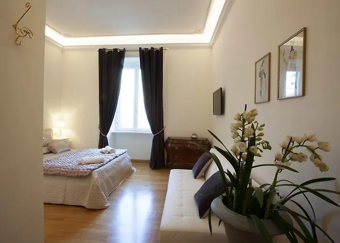 Innsiderome Pensión 4*
